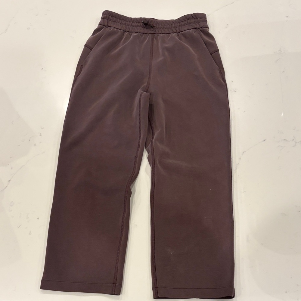 lululemon athletica women’s cropped pants